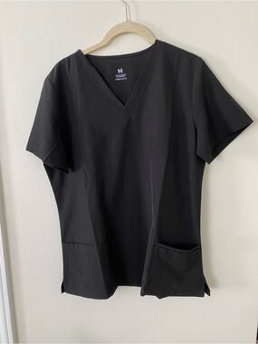 Women's Black V-Neck Scrubs Top with Dual Front Pockets